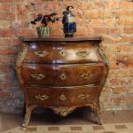 921 2011 CHEST OF DRAWERS